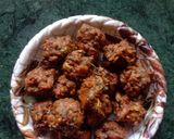 A picture of step 4 of Drumstick leaves / flowers fritters.