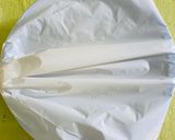 Foto langkah ke 2 dari resep 320. Roti Kasur Isi Selai Coklat (Tanpa Mixer).