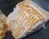 Foto del paso 3 de la receta: 🌿 🧡 Salmón con tortilla de espinacas