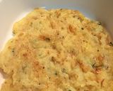 Foto del paso 1 de la receta Merluza gratinada en cama de patata
