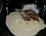 A picture of step 2 of Crispy Aaloo pakoray.