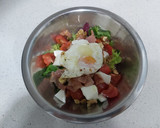 Foto del paso 6 de la receta: Ensalada templada de huevo y bacon