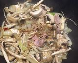 A picture of step 6 of Mushroom pasta.