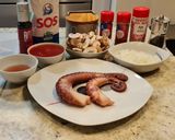 Foto del paso 1 de la receta: Arroz con pulpo y champiñones