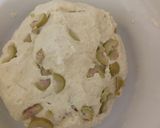 A picture of step 3 of Panini alle olive.
