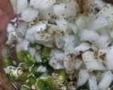 Foto del paso 3 de la receta: Nopales con rajas en vinagre