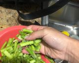 Foto del paso 1 de la receta: Nopales con carne en salsa roja 🍅