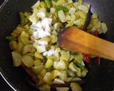 A picture of step 3 of Amla chutney.