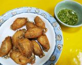 รูปขั้นตอนการทำที่ 4 ของ ปีกไก่ทอดเกลือ+ใบมะกรูด