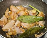 Foto langkah ke 3 dari resep Asem Asem Ayam (bahan Iris).