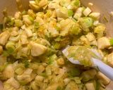 A picture of step 3 of Creamy Leek and Parsnip Soup.