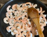 Foto del paso 1 de la receta: Camarones en crema de chipotle😍