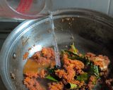 A picture of step 4 of 89. Spicy Fried Tuna with Chili Sauce.