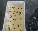 A picture of step 6 of Chocochips vanilla tea cake.