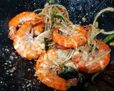 Gambar langkah 4 resipi Udang Galah Masak Butter.