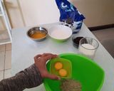 Foto langkah ke 2 dari resep Oreo Mille Crepes Cake #dapurelbeweek27.