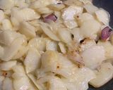 Foto del paso 3 de la receta Patatas al montón con pimientos y huevo - versión más sana