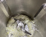 Foto del paso 1 de la receta: Salsa al roquefort. Robot Mambo cecotec
