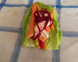 Foto del paso 8 de la receta: Rollitos vegetarianos con obleas de arroz