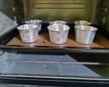 Foto langkah ke 1 dari resep Yorkshire Pudding.