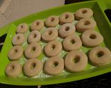 A picture of step 3 of Doughnuts.