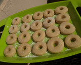 A picture of step 3 of Doughnuts.