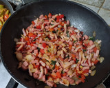 Foto del paso 2 de la receta: Cous cous a la hierbabuena con bacon y salchichas