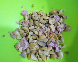 Foto del paso 11 de la receta: Batbout rellenos de salchichas y otros de ensalada variada