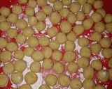 Foto langkah ke 5 dari resep Bola-bola Ubi Madu.