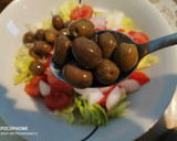 Foto del paso 2 de la receta: Butifarra con patatas, salsa deluxe y ensalada