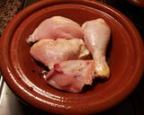Foto del paso 1 de la receta Tallene de pollo con patatas y pasas