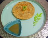 A picture of step 5 of Bihari Makuni Paratha.