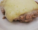 Foto del passaggio 2 della ricetta Hamburger homemade con pecorino