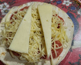 Foto del paso 4 de la receta: Torti-pizzetta cuatro quesos