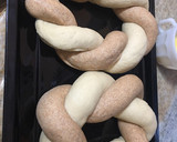 Foto del paso 6 de la receta: Pan lactal bicolor trenzado