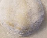 A picture of step 6 of Aloo paratha.