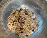 A picture of step 5 of Five bean chilli.