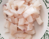 Foto del paso 1 de la receta: Fideuá de bacalao desalado, sepia y tinta