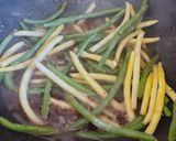 Une image de l'étape 3 de Foie de Porc Poêlée au Beurre Salé & Haricots Verts, Haricots Beurre.