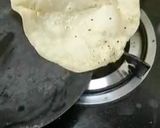 A picture of step 9 of Chupri Roti.
