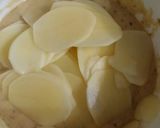 A picture of step 4 of Aloo ka masala pakoray.