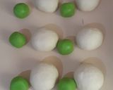 Foto langkah ke 5 dari resep Melon Pan Es Teler.