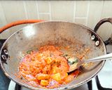 A picture of step 5 of Makhani paneer.