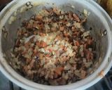 Foto del paso 2 de la receta: Empanadas de callampa rosada