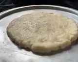 Foto del passaggio 2 della ricetta Pol roti (piadina al cocco) con cipolle in agrodolce di Dinusha
