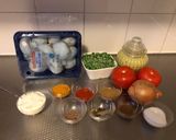 A picture of step 1 of Mushroom Matar.