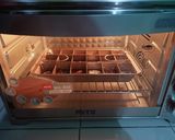 Foto langkah ke 7 dari resep Brownies Shiny Crust.