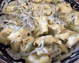 Foto del paso 5 de la receta: Ravioli de ricotta y espinacas con salsa de gulas