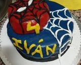 Foto del paso 3 de la receta: Tarta de cumpleaños "Spiderman"