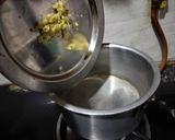 A picture of step 1 of Ginger Honey Tea.